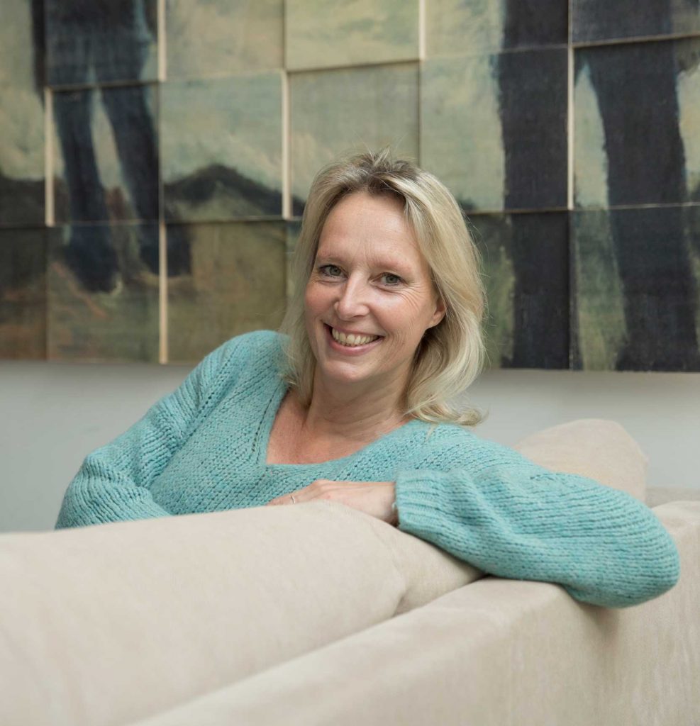 Kunstwerk van hout -interiorstories-paula ackermann